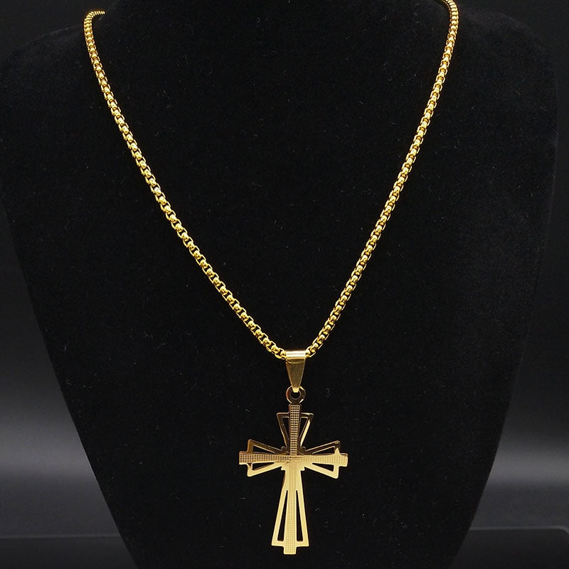 Colar Crucifixo Vazado Luxo