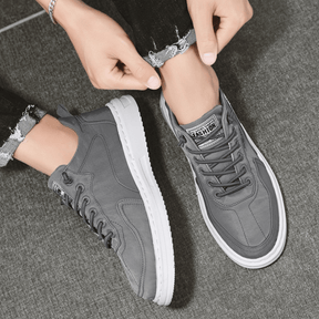 Tênis de Couro Masculino Romeo