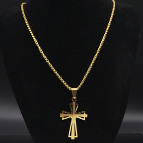 Colar Crucifixo Vazado Luxo